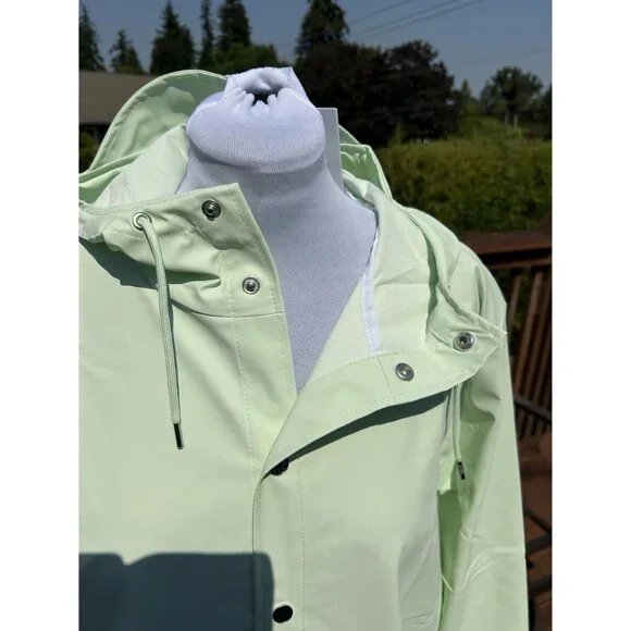 Rains Unisex Rain Jacket, Waterproof, Color Mineral Green, Size Large & X-Large - Picture 4 of 11